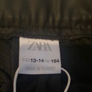 Zara Elegant Dark Outerwear